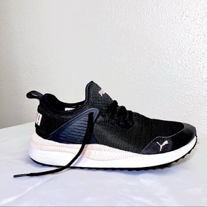 Puma women’s pacer next cage 373983-04